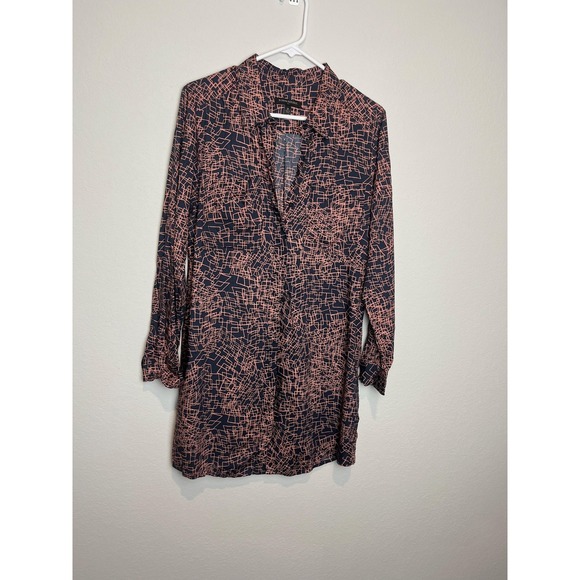 Banana Republic Tops - Banana Republic Button Up Tunic Womens 8 Blue Geometric Collared 3/4 Sleeve Top